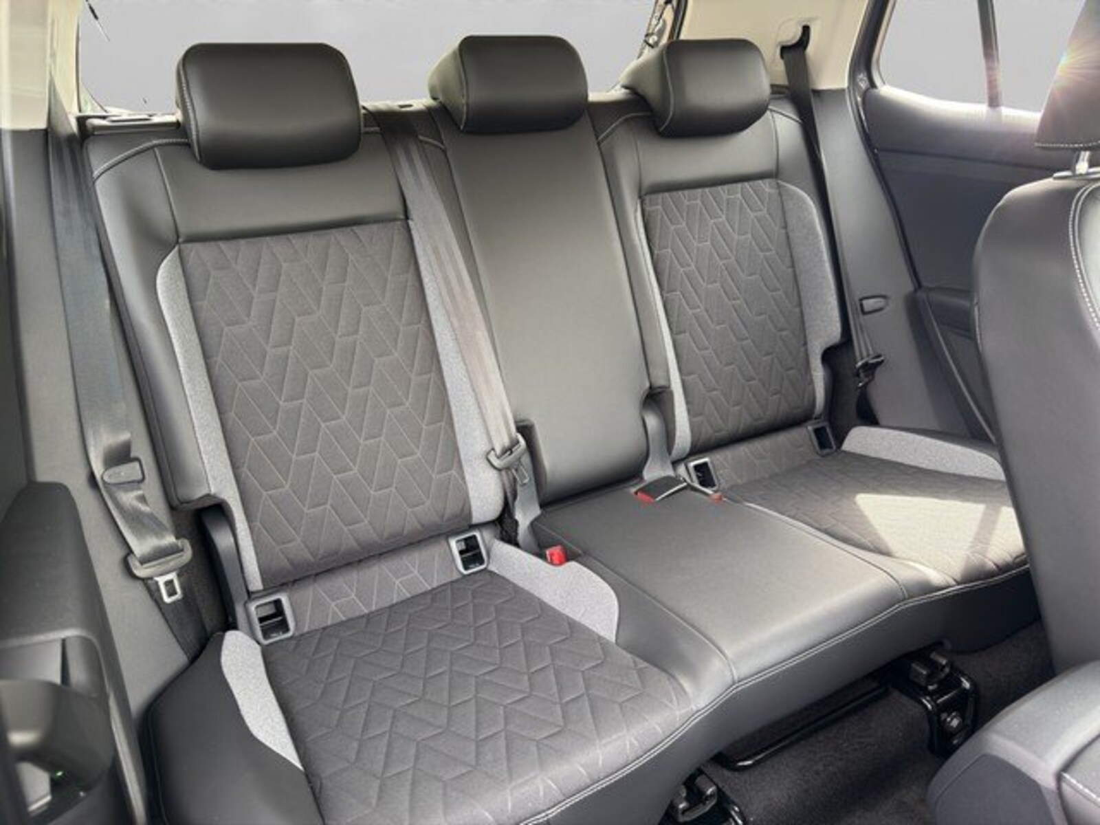 Volkswagen T-Cross – Bild 8