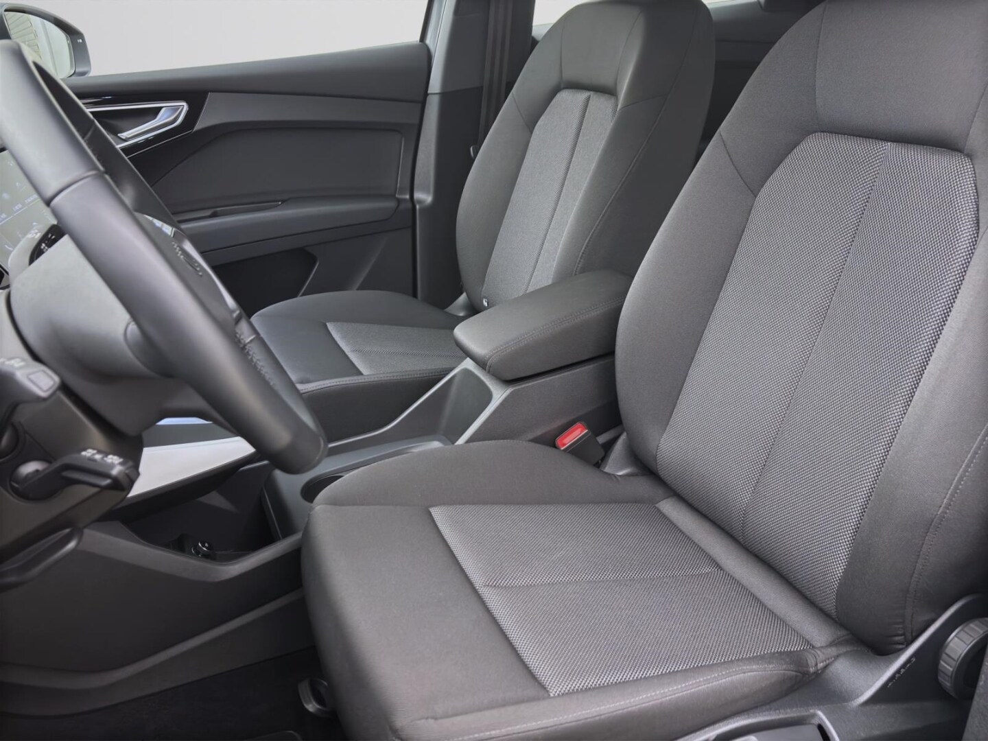 Image about Audi Q4 Sportback e-tron 35 e-tron