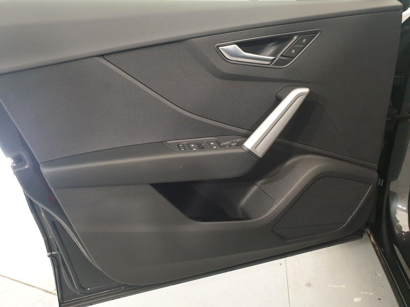 Image about Audi Q2 Business 30 TFSI 81 kW (110 CV) 6-marce