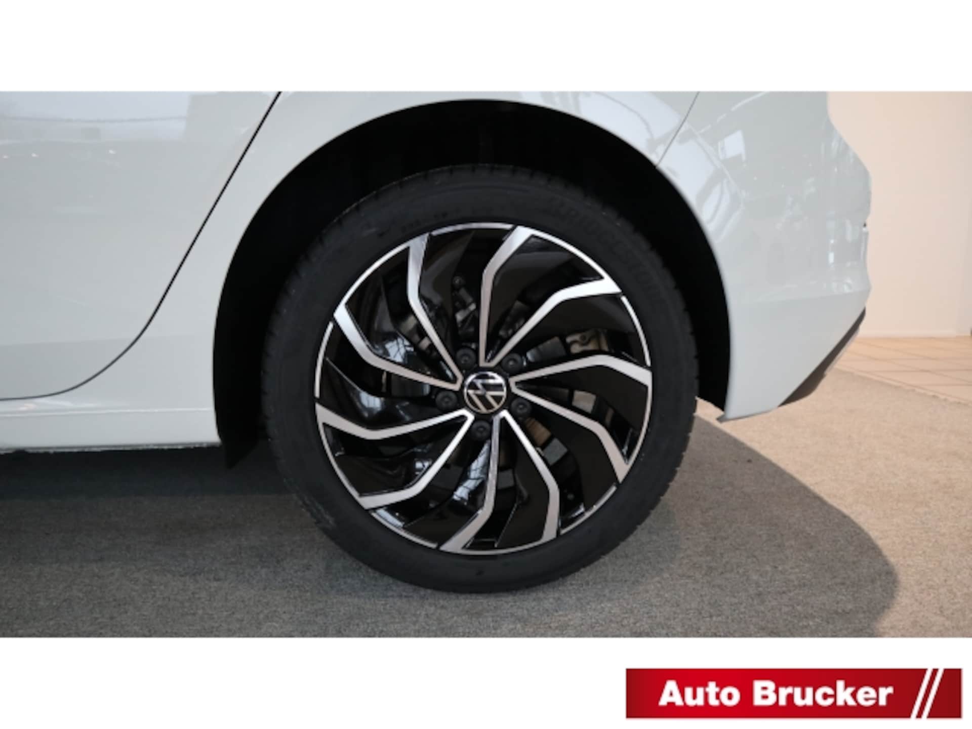 Volkswagen Golf Active