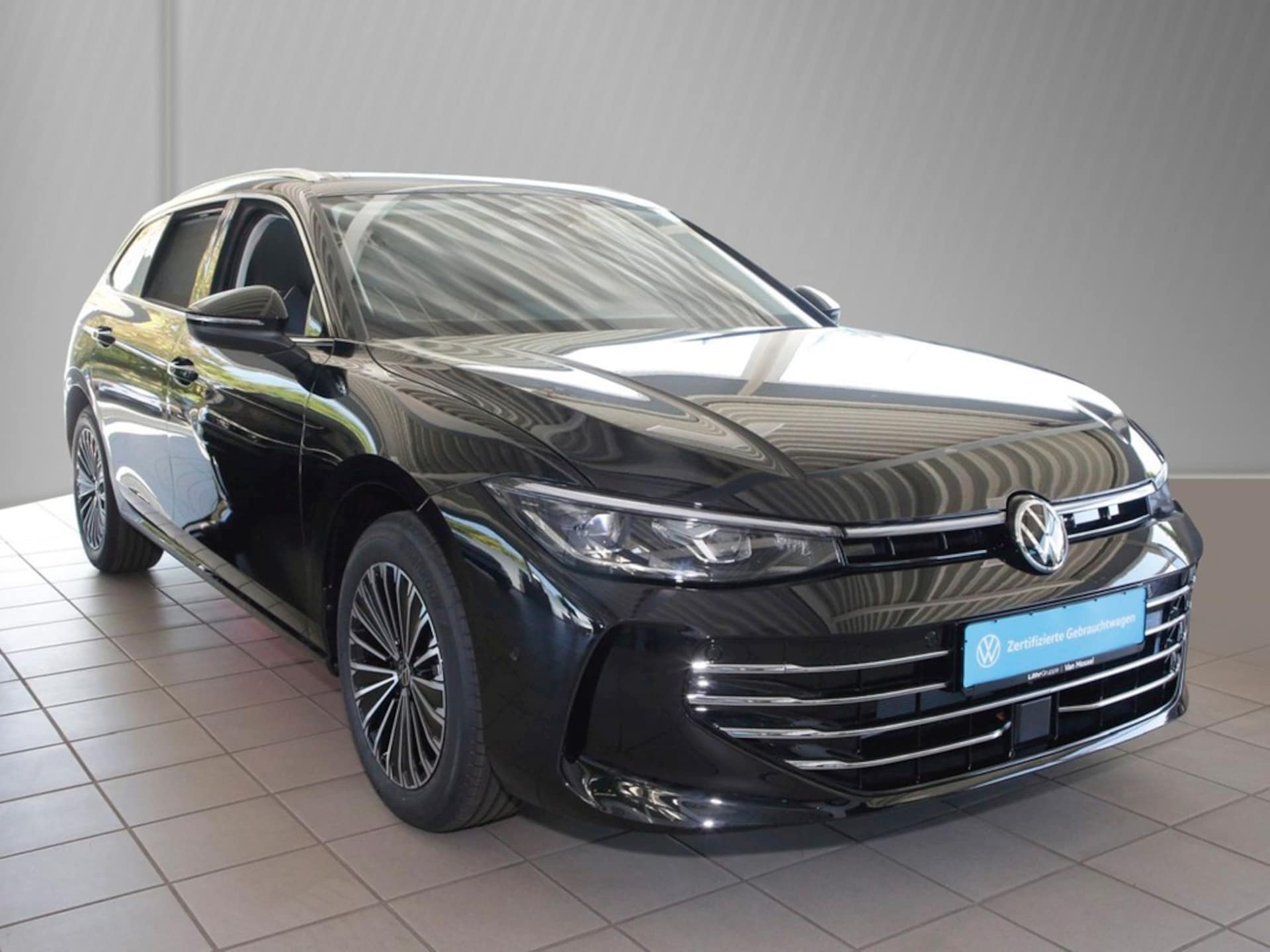 Volkswagen Passat Elegance
