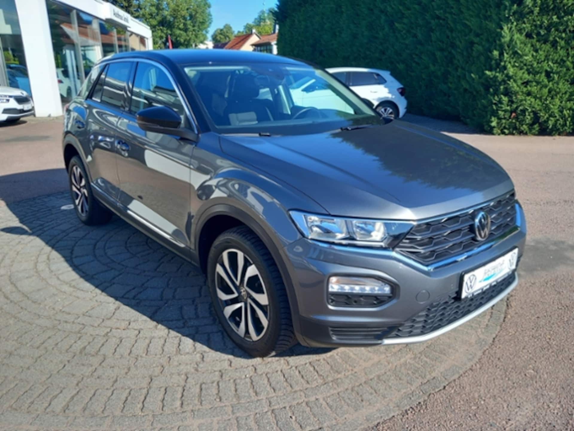 Volkswagen T-Roc Active