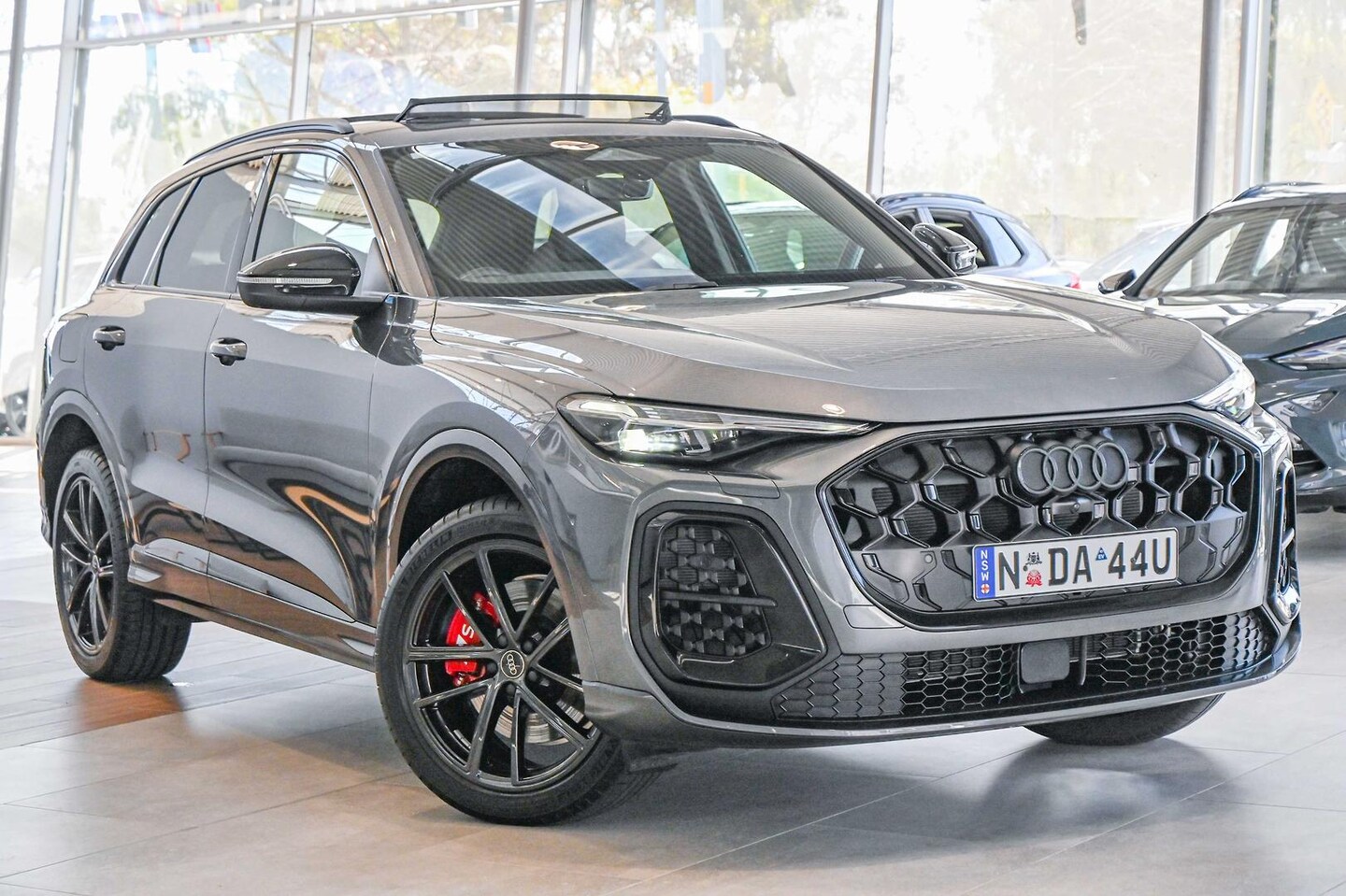 Image about Audi SQ5 SUV TFSI 270 kW edition one