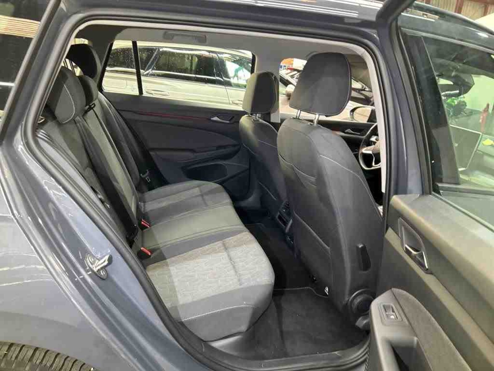 Volkswagen Golf Variant – Bild 7