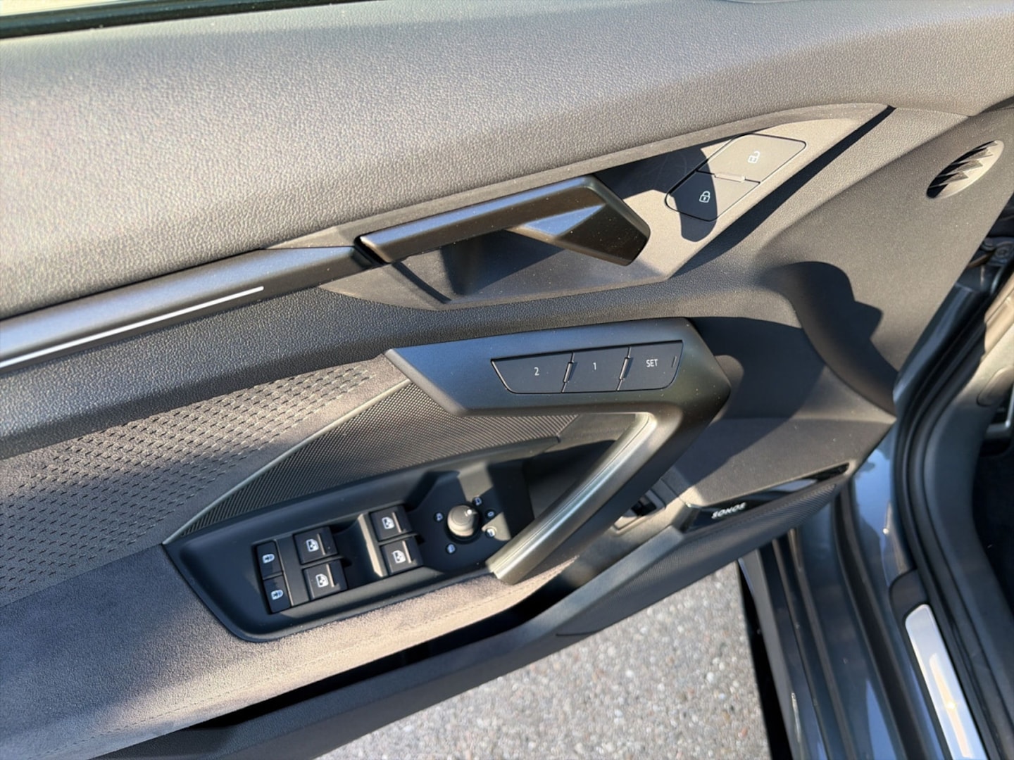 Bild über Audi RS 3 Sportback TFSI quattro 294 kW S tronic - für weitere Informationen kontaktieren Sie den Audi Partner