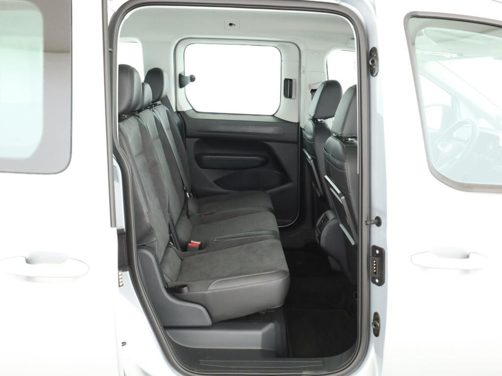 Volkswagen Caddy – Bild 6