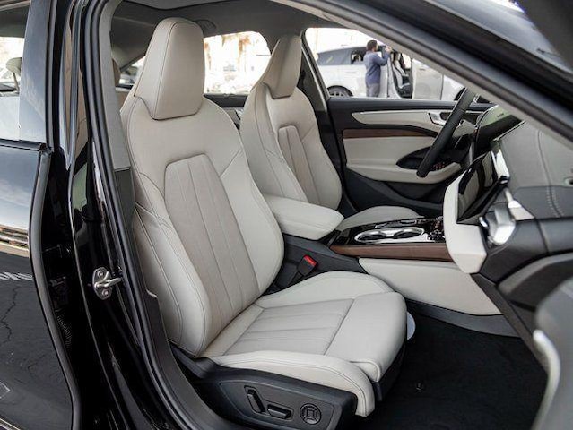 2026 Audi A6 Premium Plus - Photo 25