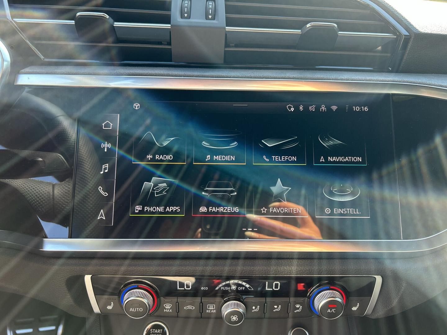 Bild über Audi Q3 TFSI quattro 140 kW S tronic - für weitere Informationen kontaktieren Sie den Audi Partner