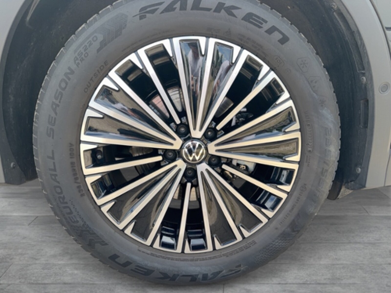 Volkswagen Tiguan – Bild 7