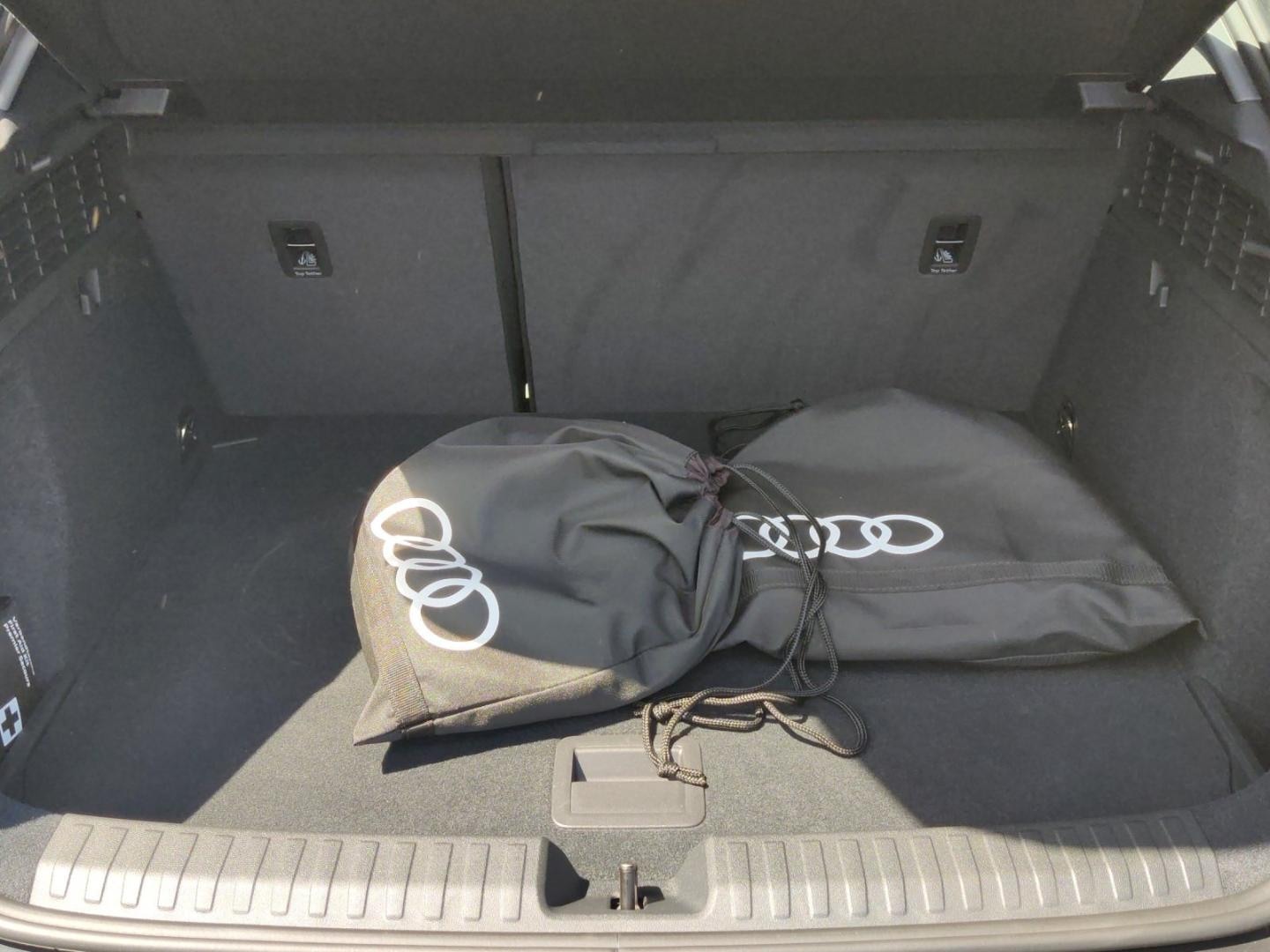 Bild über Audi A3 Sportback TFSI e 40 TFSI e S tronic - für weitere Informationen kontaktieren Sie den Audi Partner