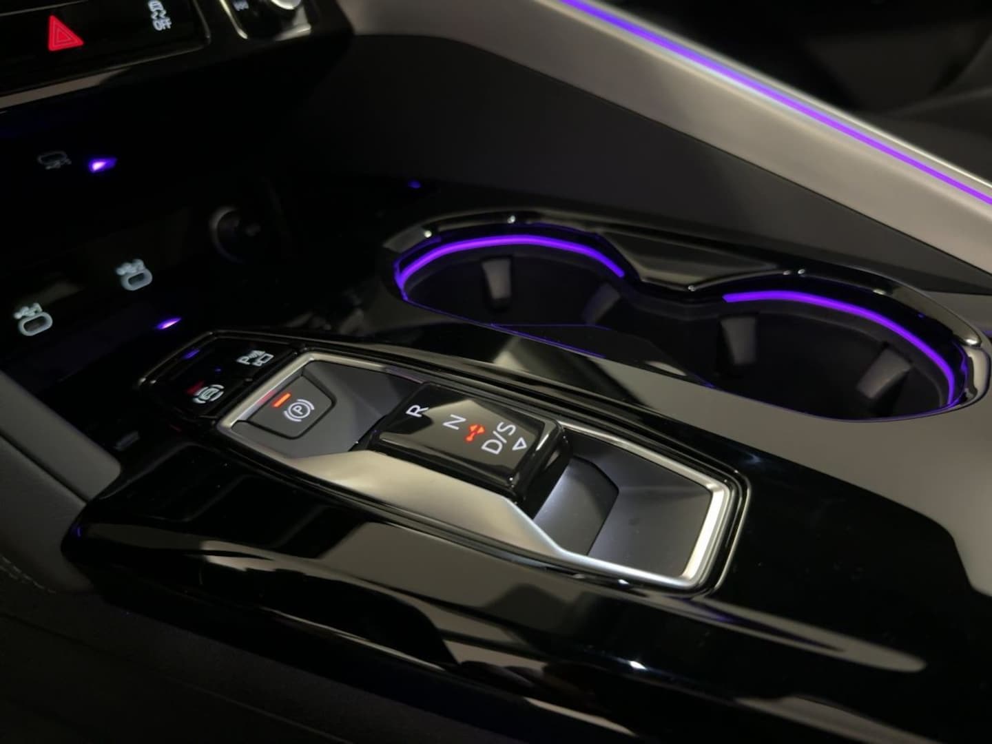 Bild über Audi Q5 SUV TFSI quattro 150 kW S tronic - für weitere Informationen kontaktieren Sie den Audi Partner