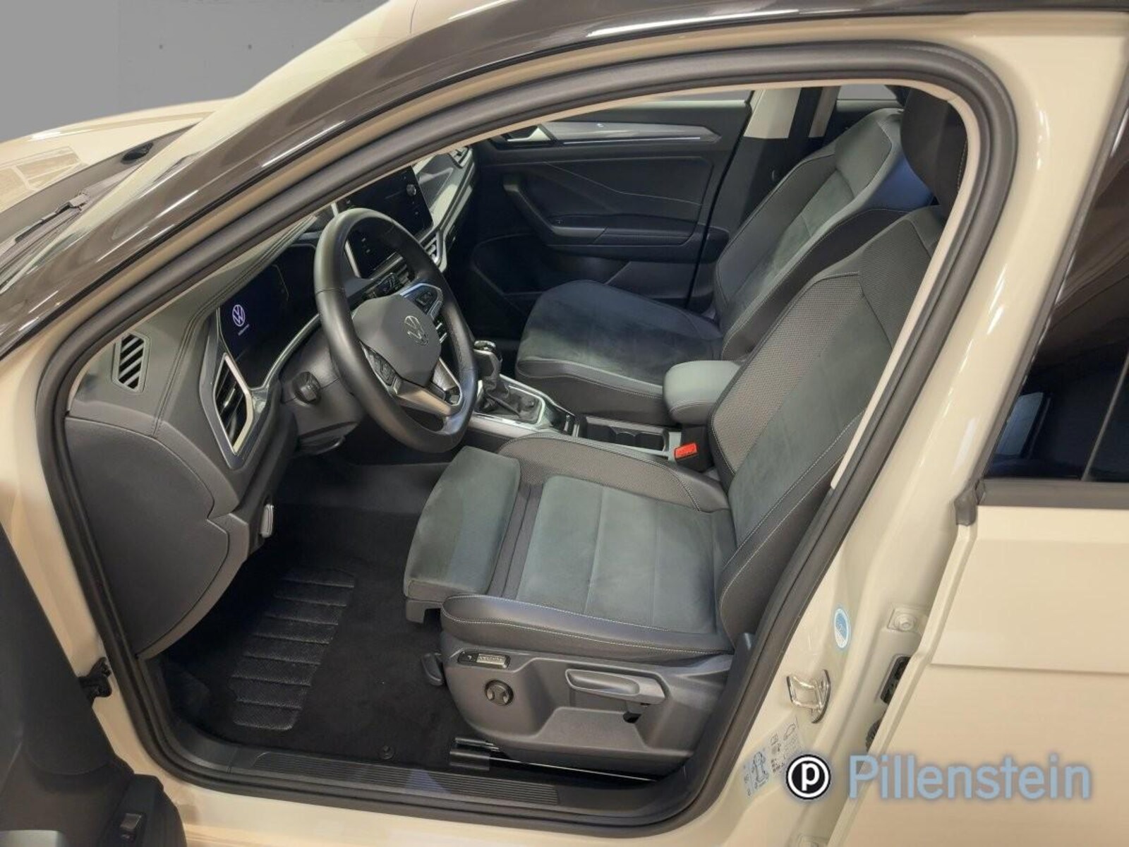 Volkswagen T-Roc – Bild 7