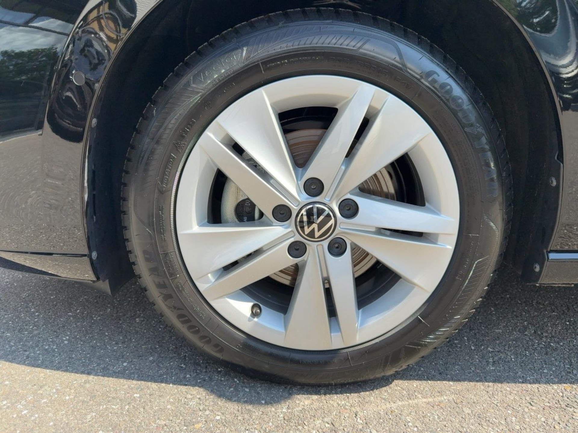 Volkswagen Golf Life