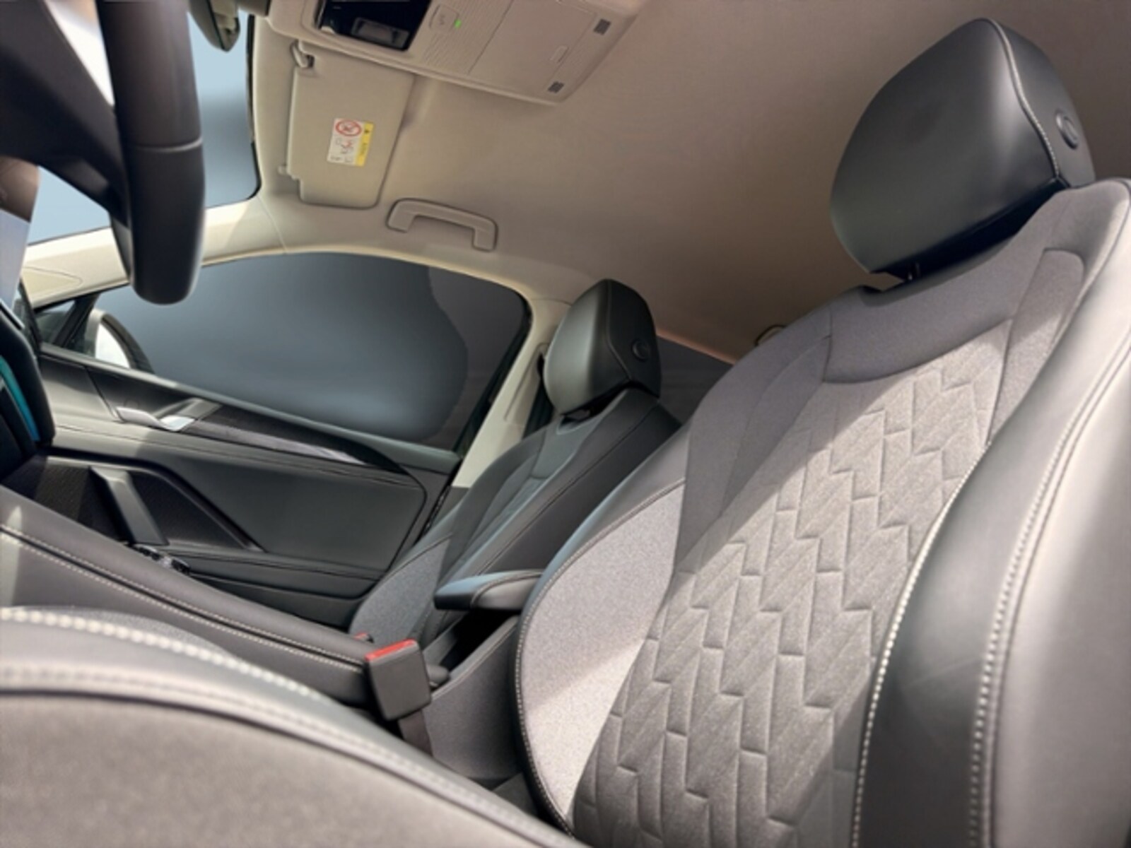 Volkswagen Tiguan – Bild 18
