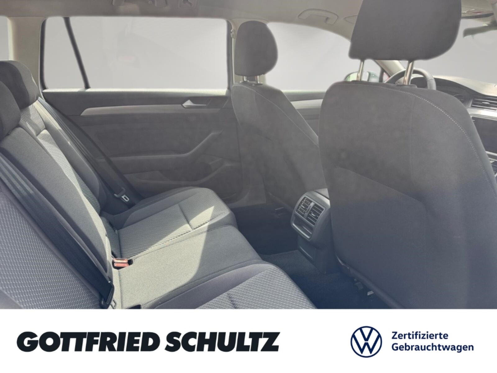 Volkswagen Passat Variant – Bild 8
