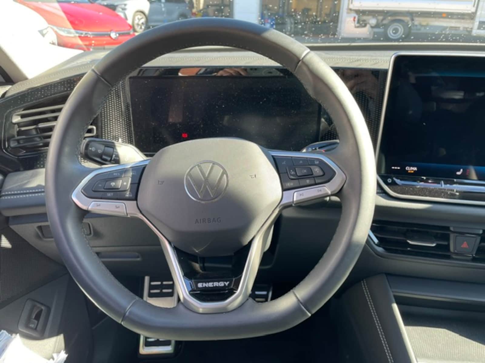 Volkswagen Tiguan – Bild 8
