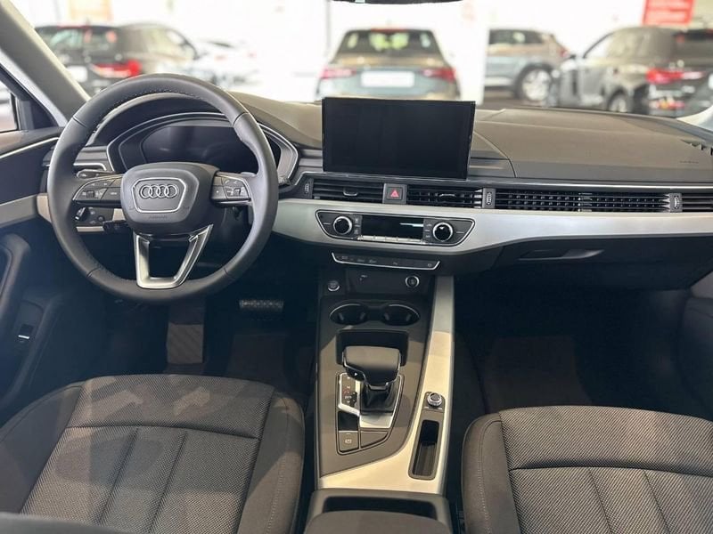 Immagine di Audi A4 Avant Business Advanced 30 TDI 100 kW (136 CV) S tronic - Vista: for more details contact your dealer