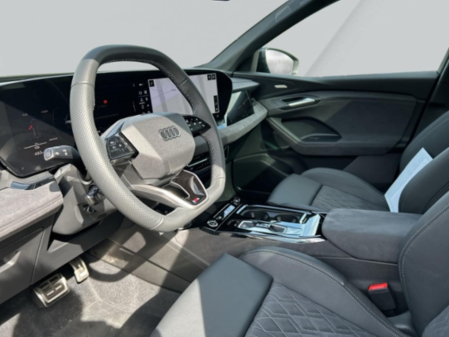 Bild über Audi Q6 SUV e-tron e-tron performance - für weitere Informationen kontaktieren Sie den Audi Partner