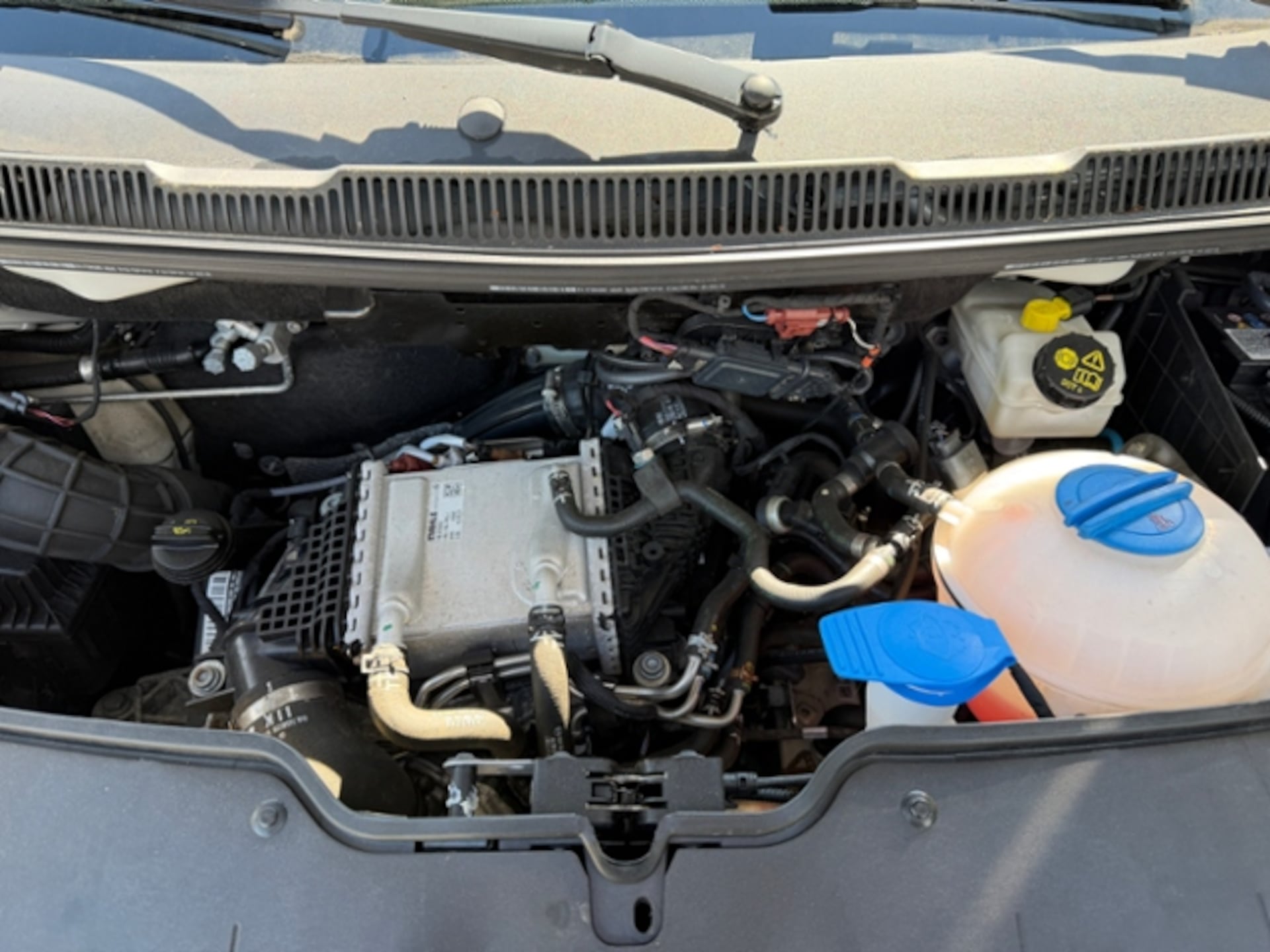 Volkswagen T6.1 Transporter Kasten langer Radstand