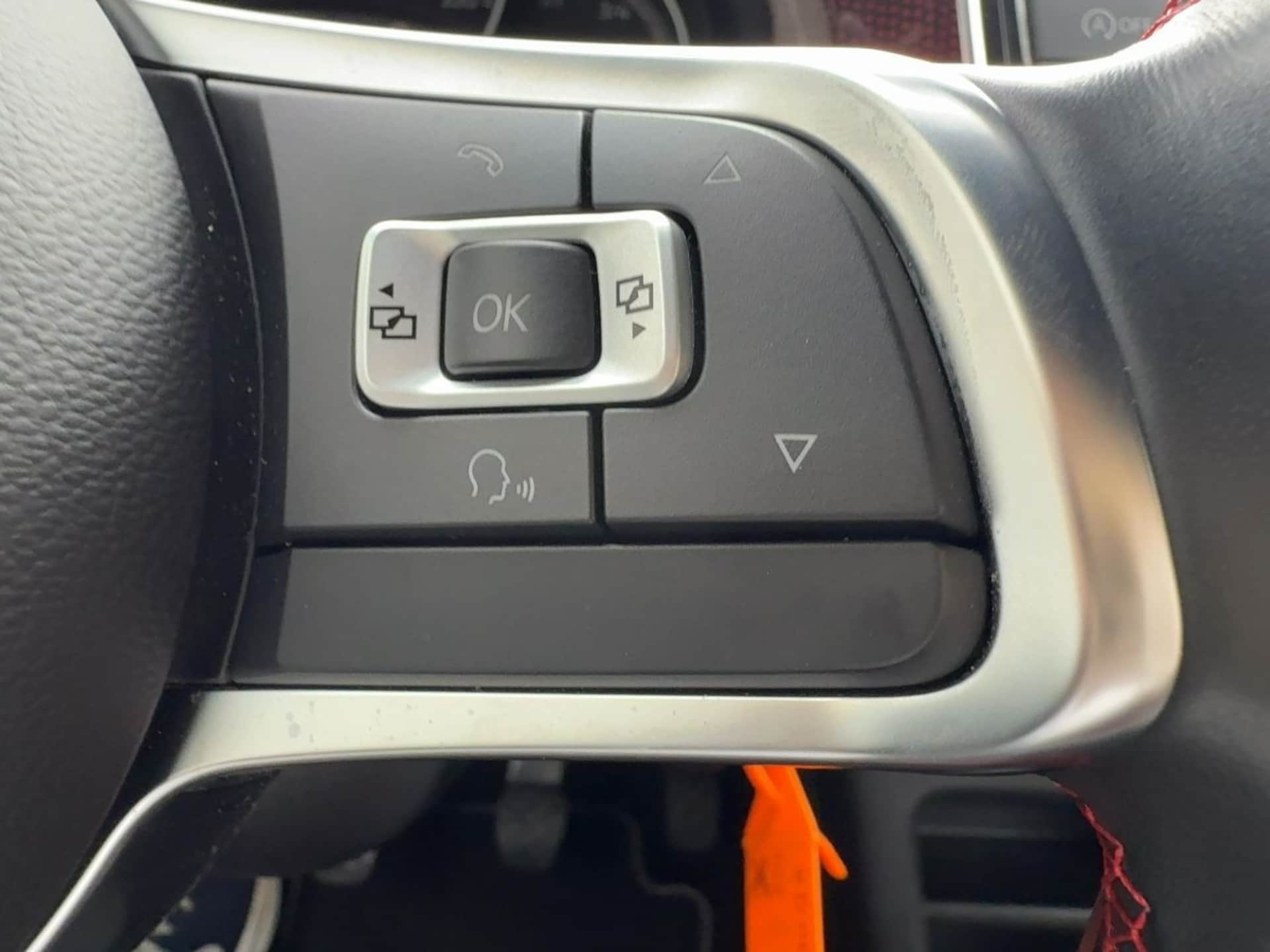 Volkswagen up! GTI