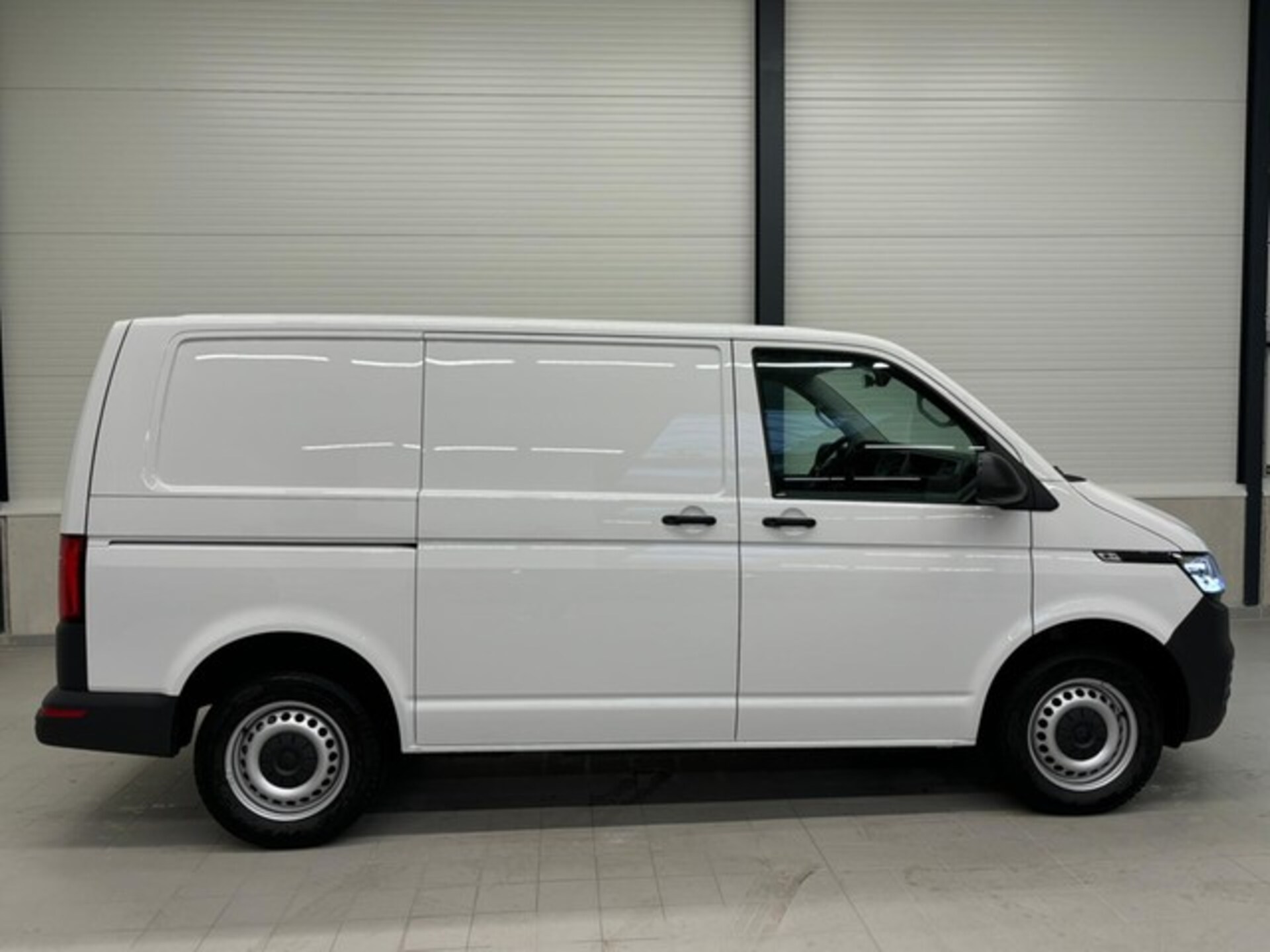 Volkswagen T6.1 Transporter Kasten kurzer Radstand