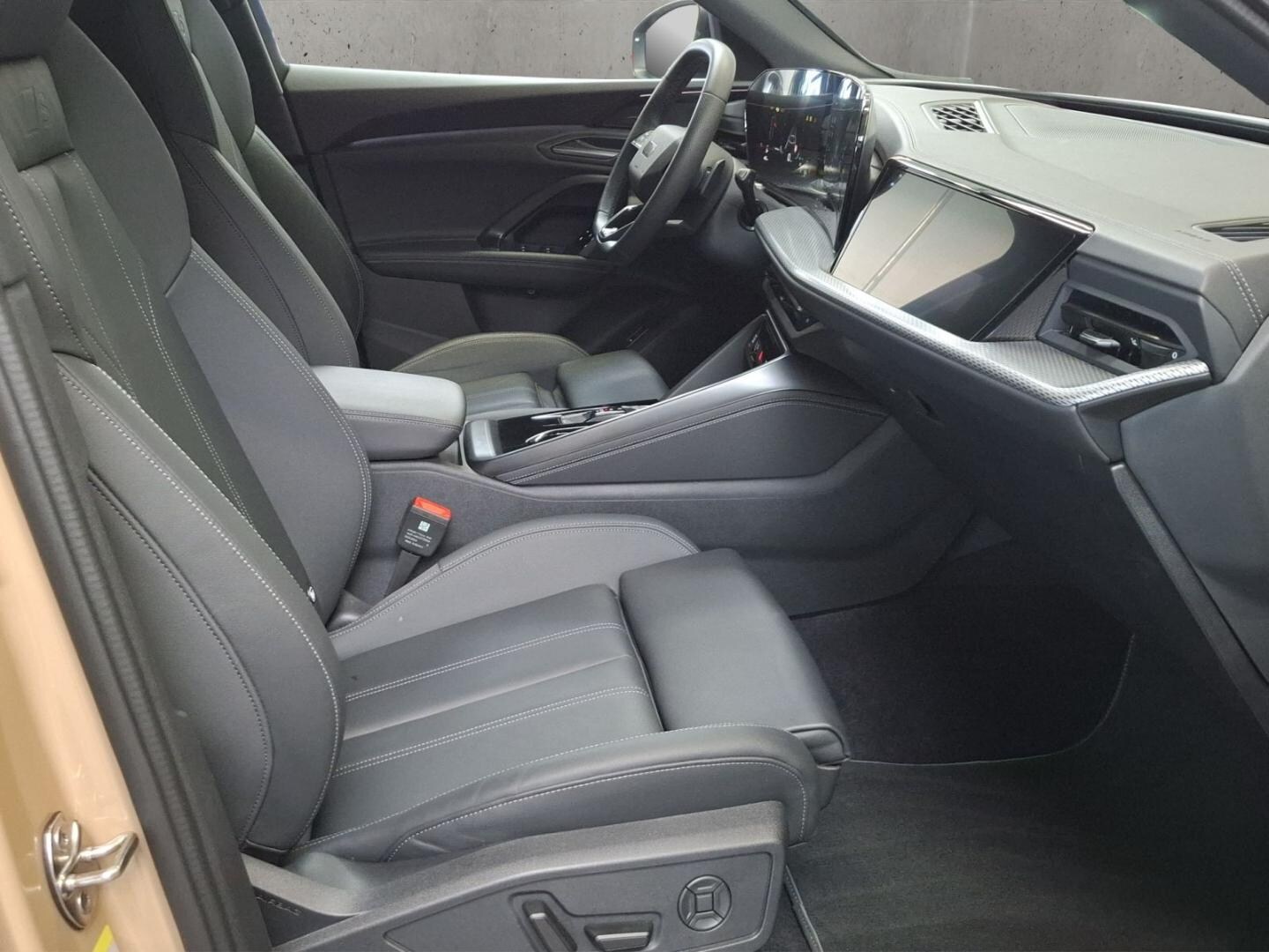 Bild über Audi Q5 SUV TDI quattro 150 kW S tronic - für weitere Informationen kontaktieren Sie den Audi Partner