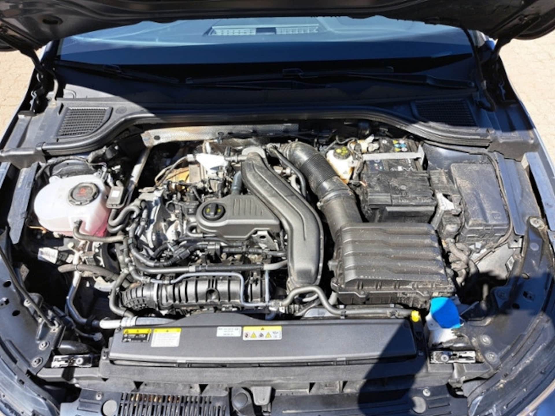 Volkswagen Golf Life