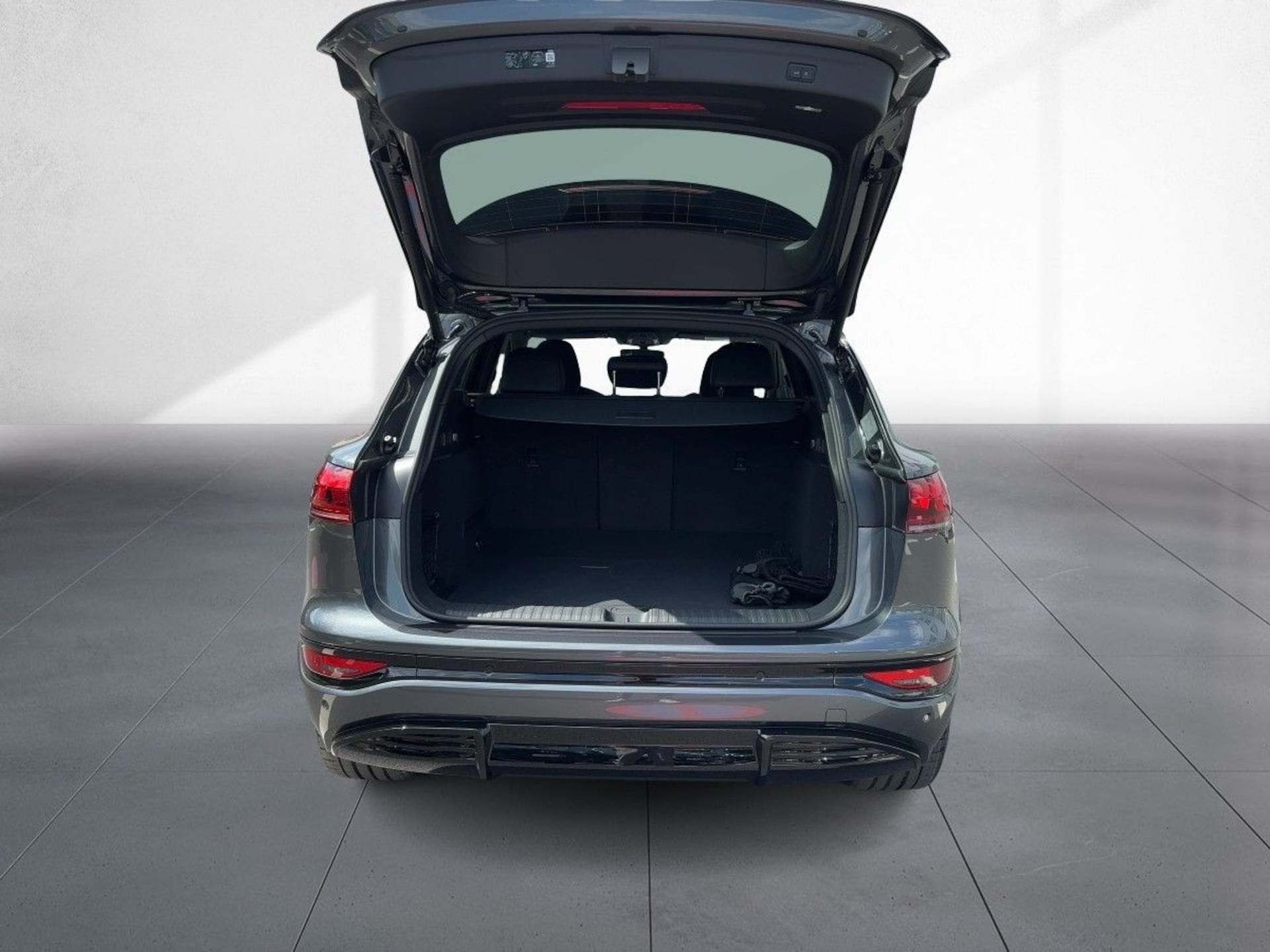 Audi Q6 SUV e-tron