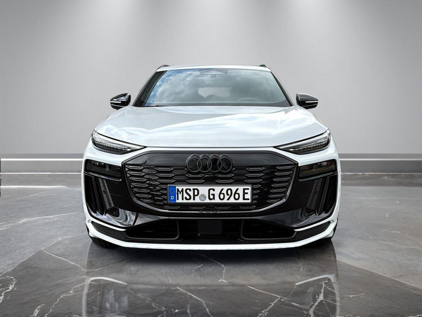 Bild über Audi Q6 SUV e-tron S line business e-tron performance 225 kW - für weitere Informationen kontaktieren Sie den Audi Partner