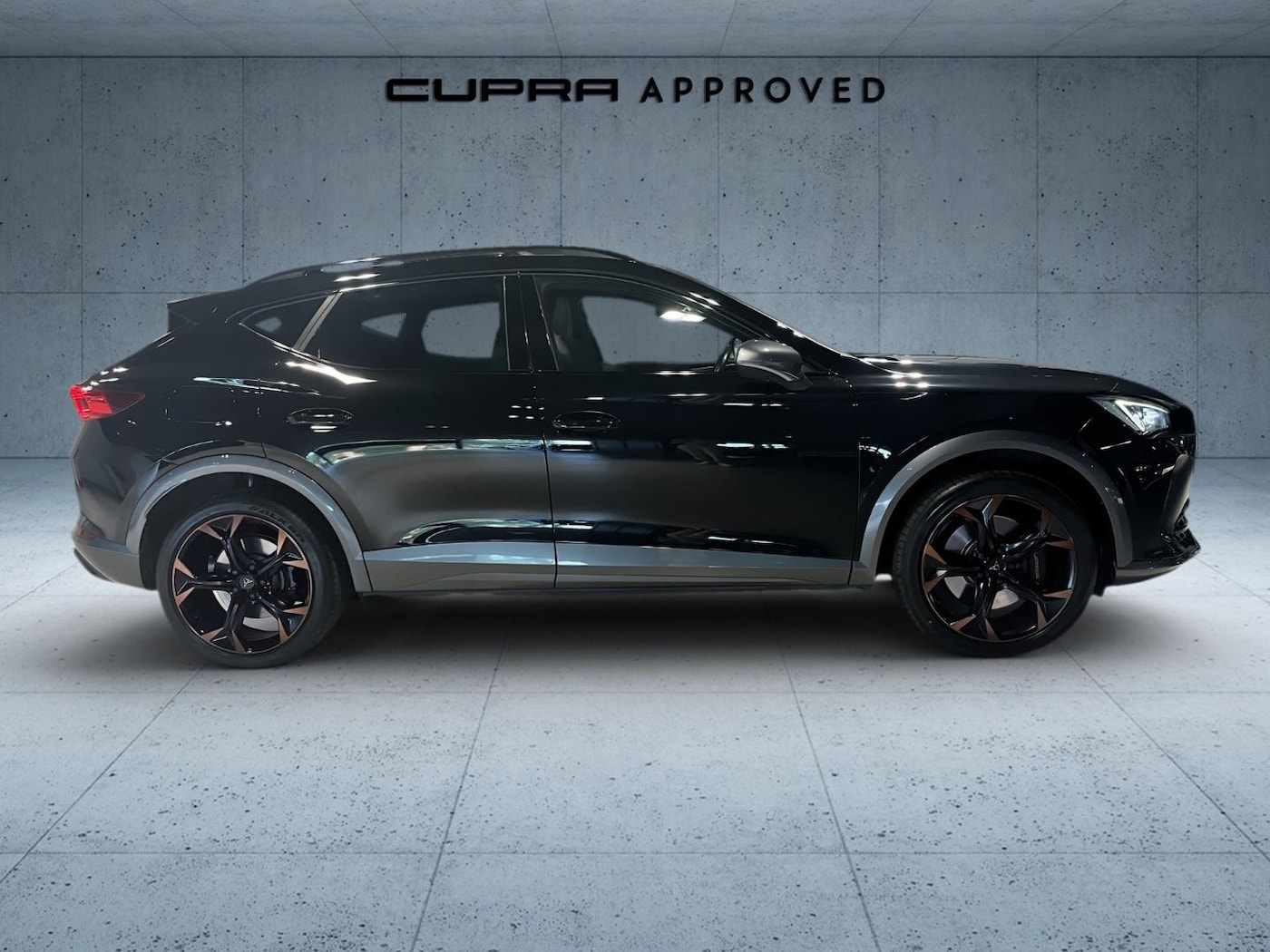CUPRA Formentor 1.4 e-Hybrid VZ DSG 180 kW (245 CV) — photo 3