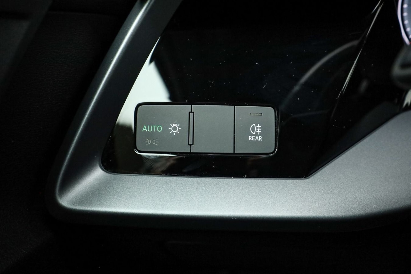 Bild über Audi A3 Sportback advanced 30 TFSI S tronic - für weitere Informationen kontaktieren Sie den Audi Partner