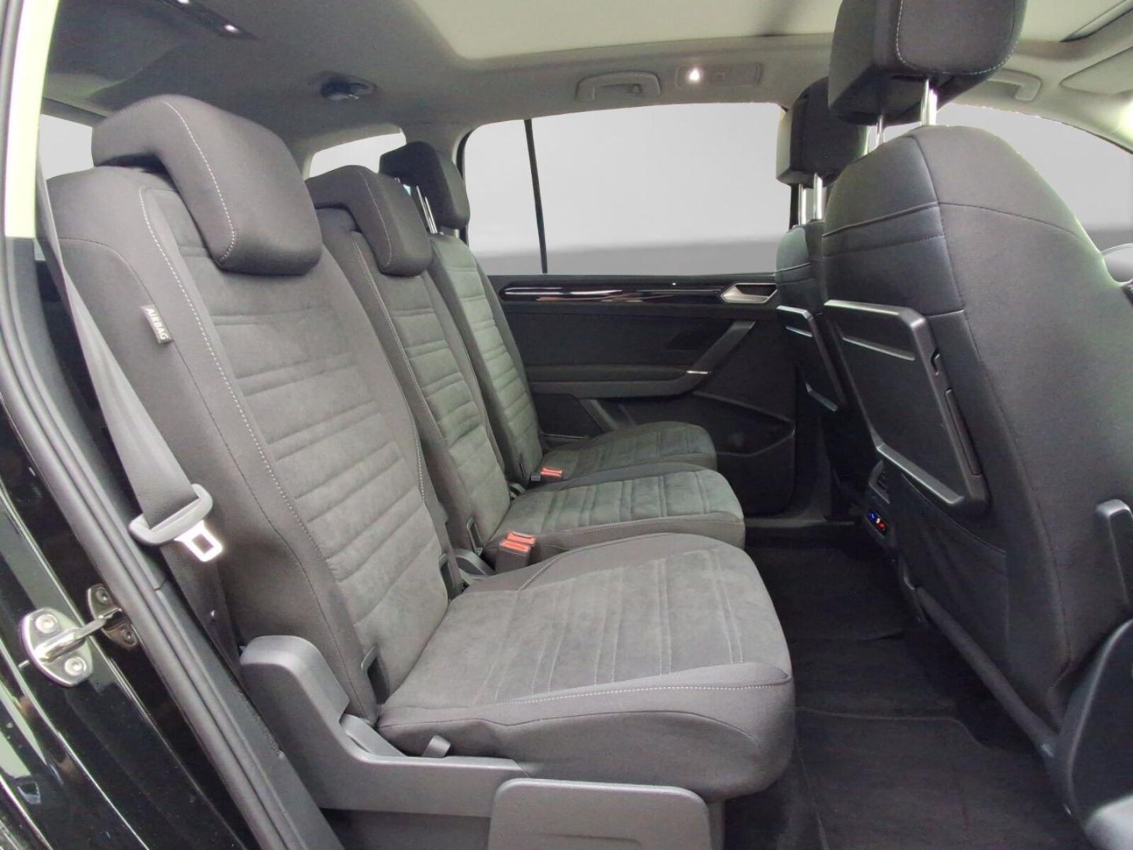 Volkswagen Touran – Bild 6