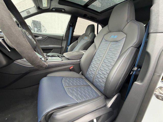 2026 Audi RS Q8 Base - Photo 13