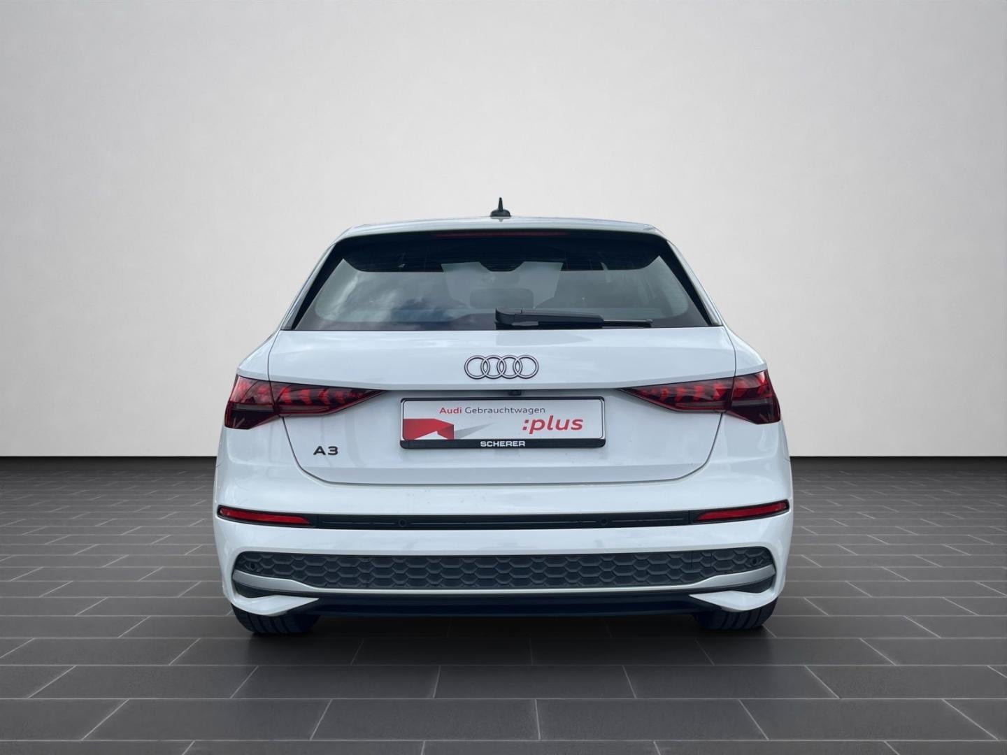 Bild über Audi A3 Sportback 35 TFSI S tronic - für weitere Informationen kontaktieren Sie den Audi Partner