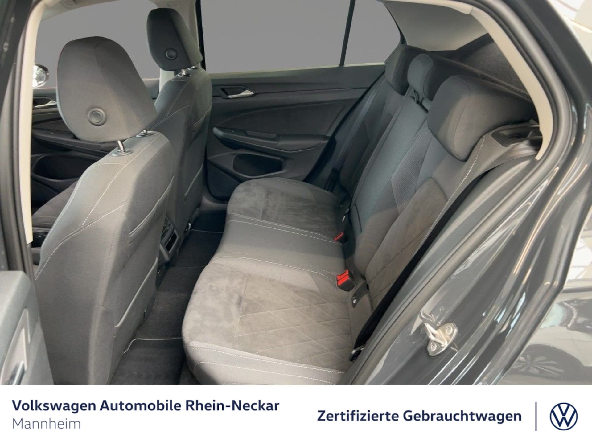 Volkswagen Golf Style