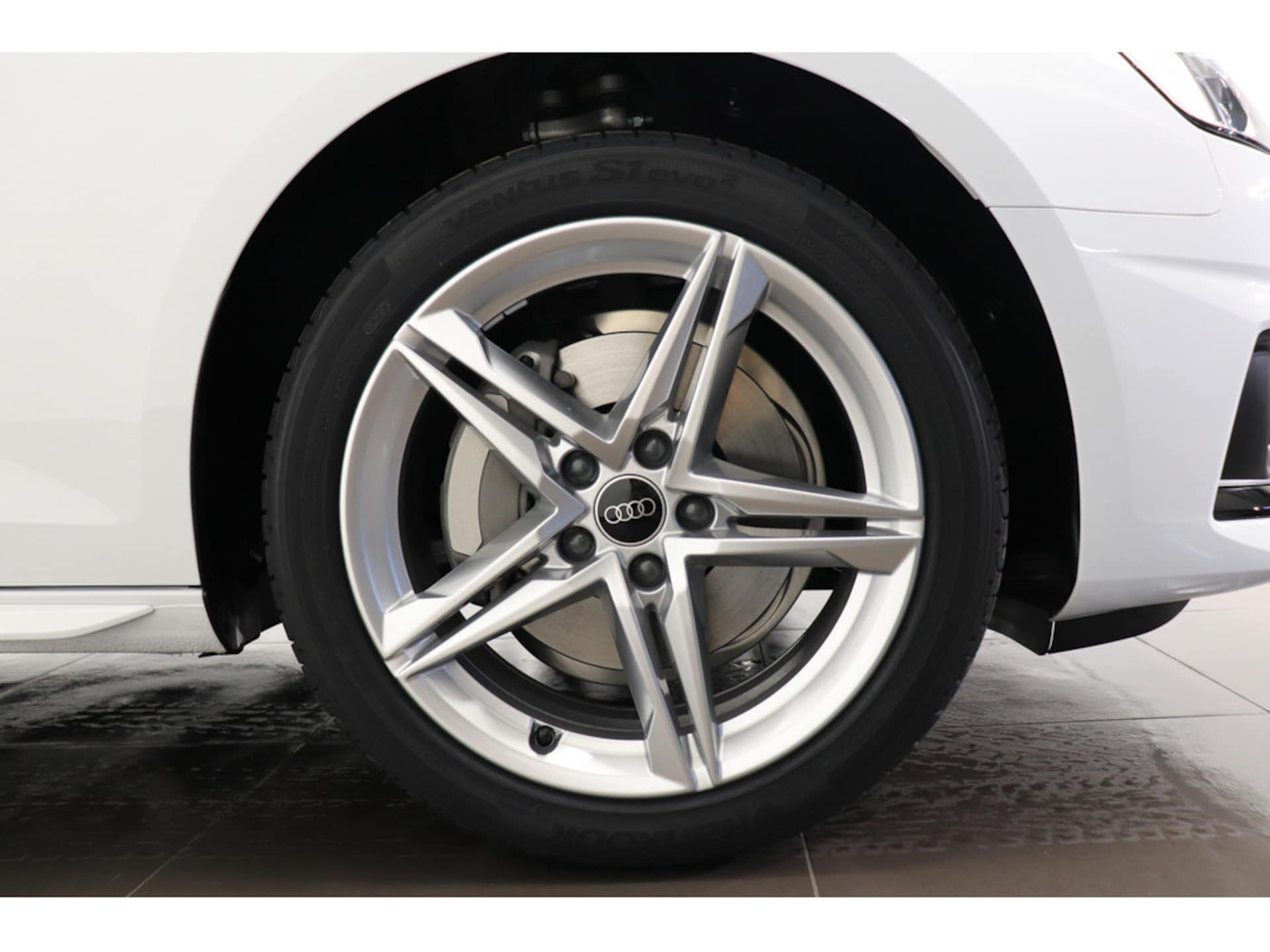 Audi A4 Avant Advanced