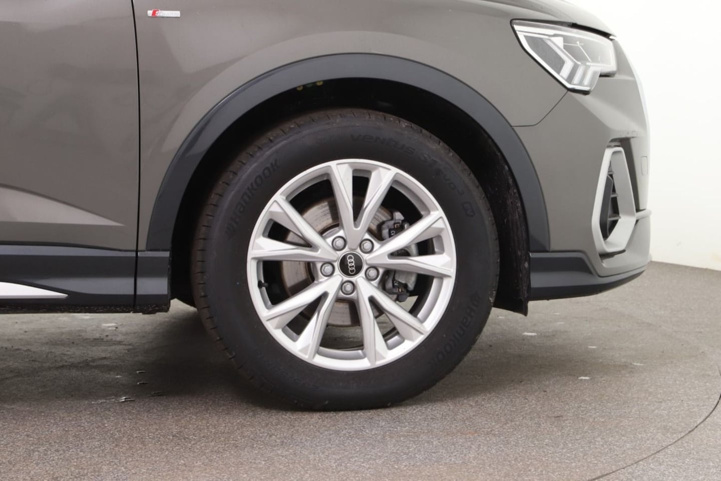 Bild über Audi Q3 Sportback S line 35 TFSI S tronic - für weitere Informationen kontaktieren Sie den Audi Partner