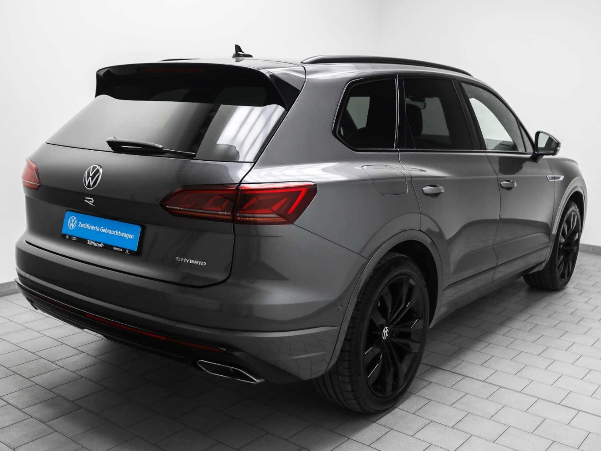 Volkswagen Touareg R