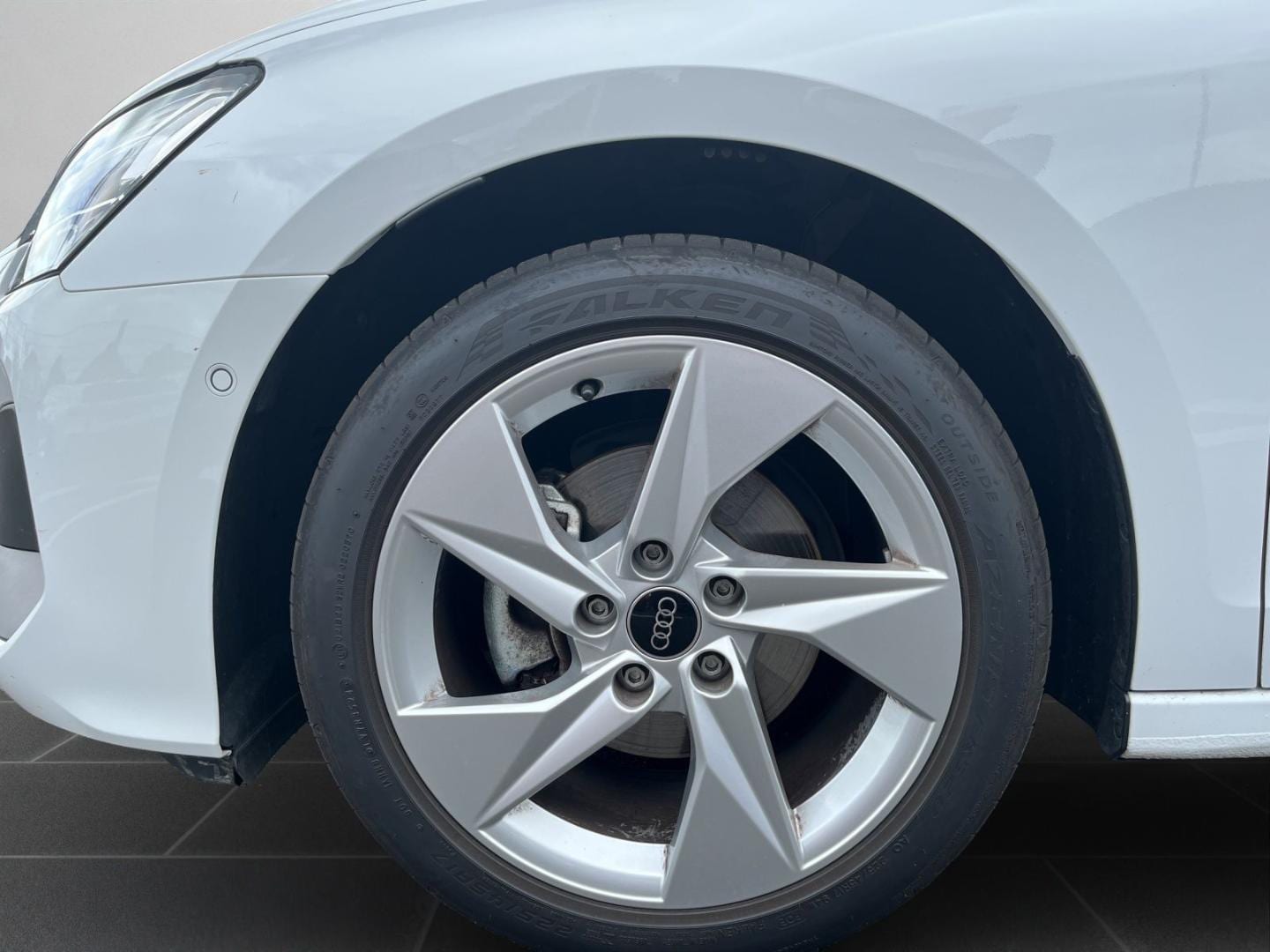 Bild über Audi A3 Sportback 35 TFSI S tronic - für weitere Informationen kontaktieren Sie den Audi Partner