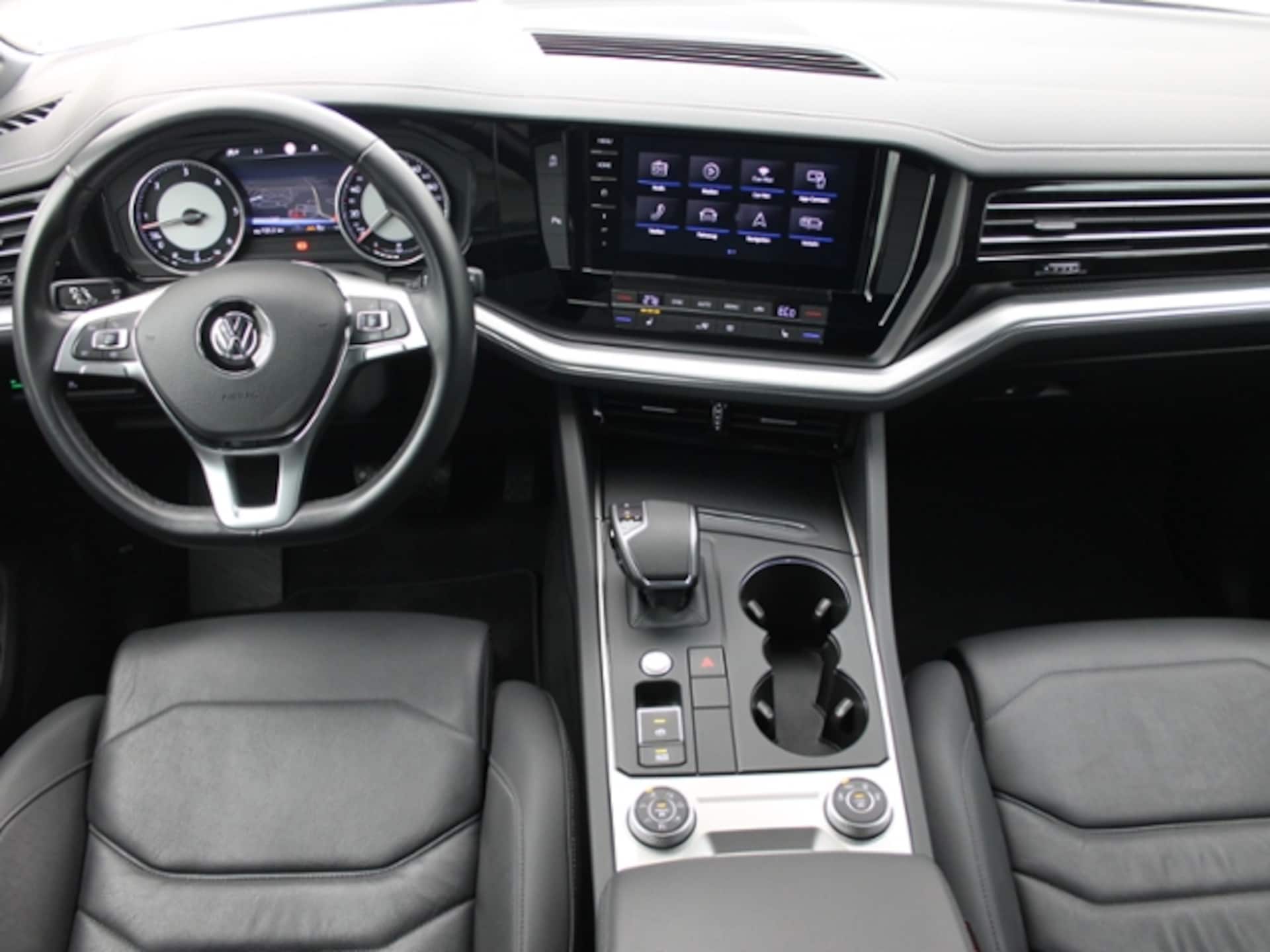 Volkswagen Touareg Basis-Modell