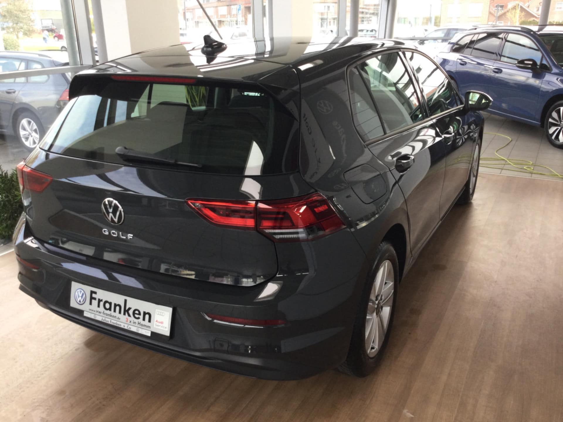 Volkswagen Golf Life