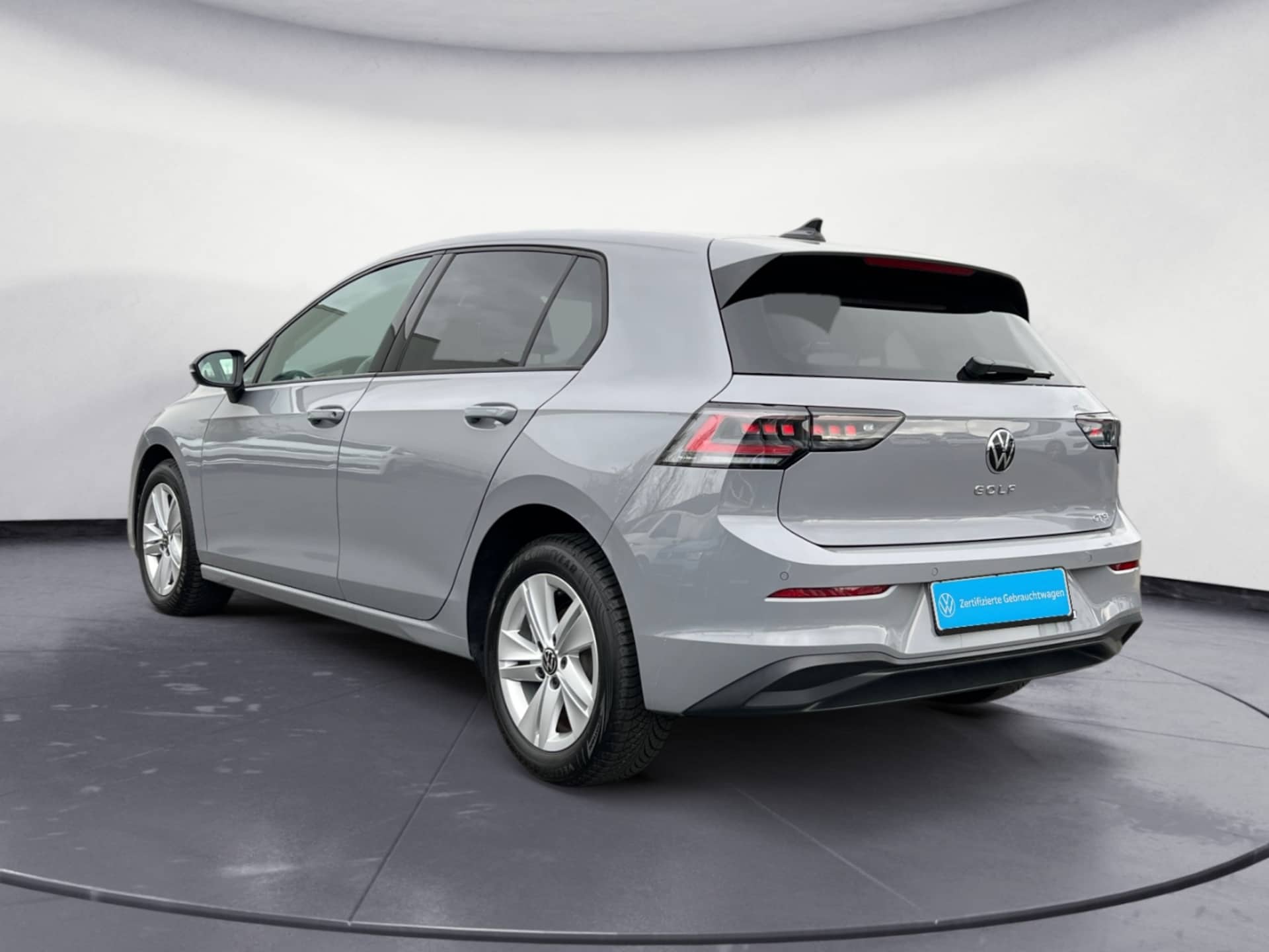 Volkswagen Golf Life