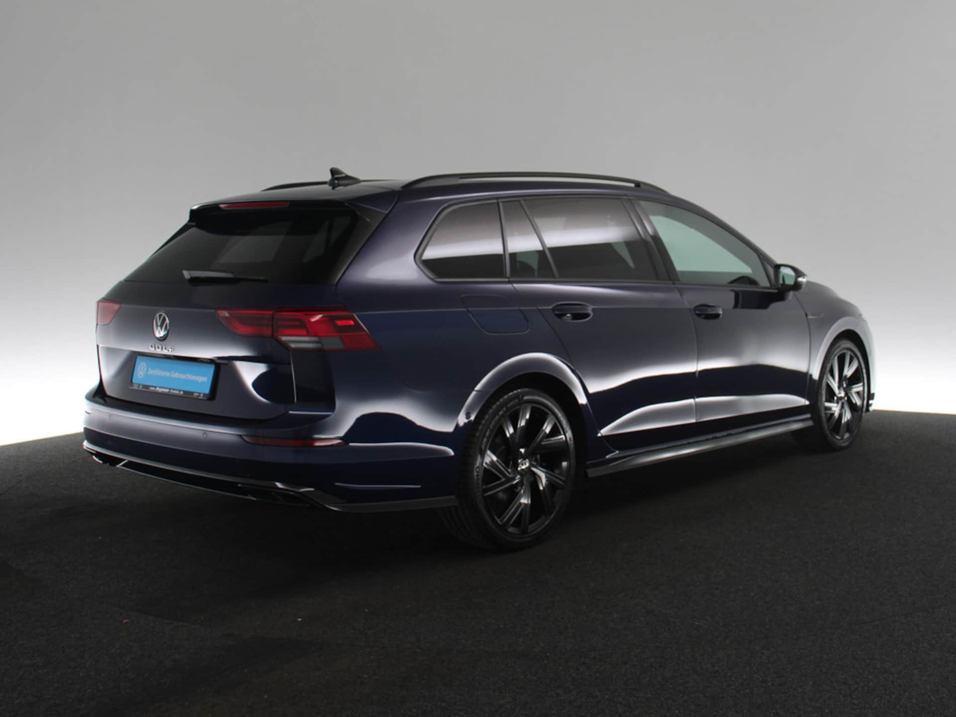 Volkswagen Golf Variant R-Line