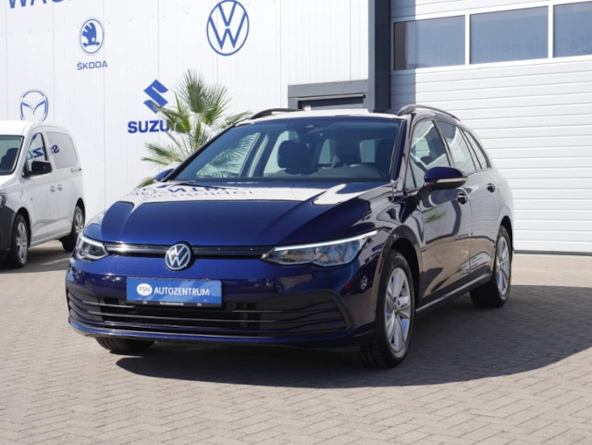 Volkswagen Golf Variant Life