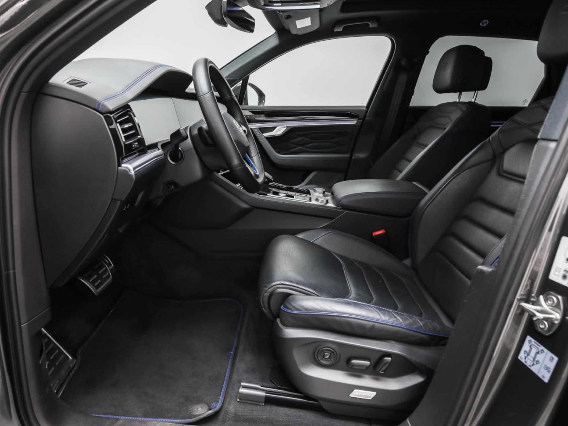 Volkswagen Touareg R