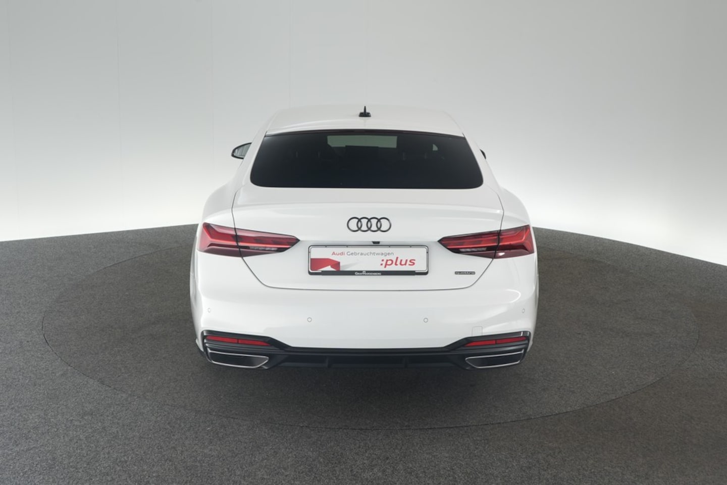 Bild über Audi A5 Sportback S line business 45 TFSI quattro S tronic - für weitere Informationen kontaktieren Sie den Audi Partner