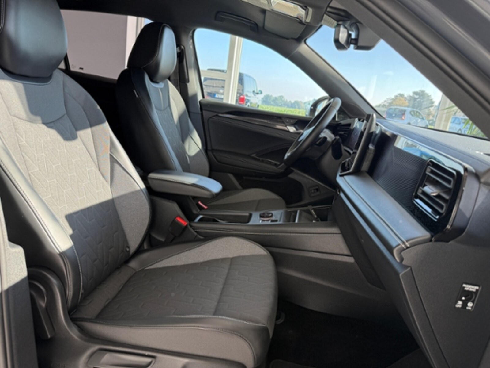 Volkswagen Tiguan – Bild 18