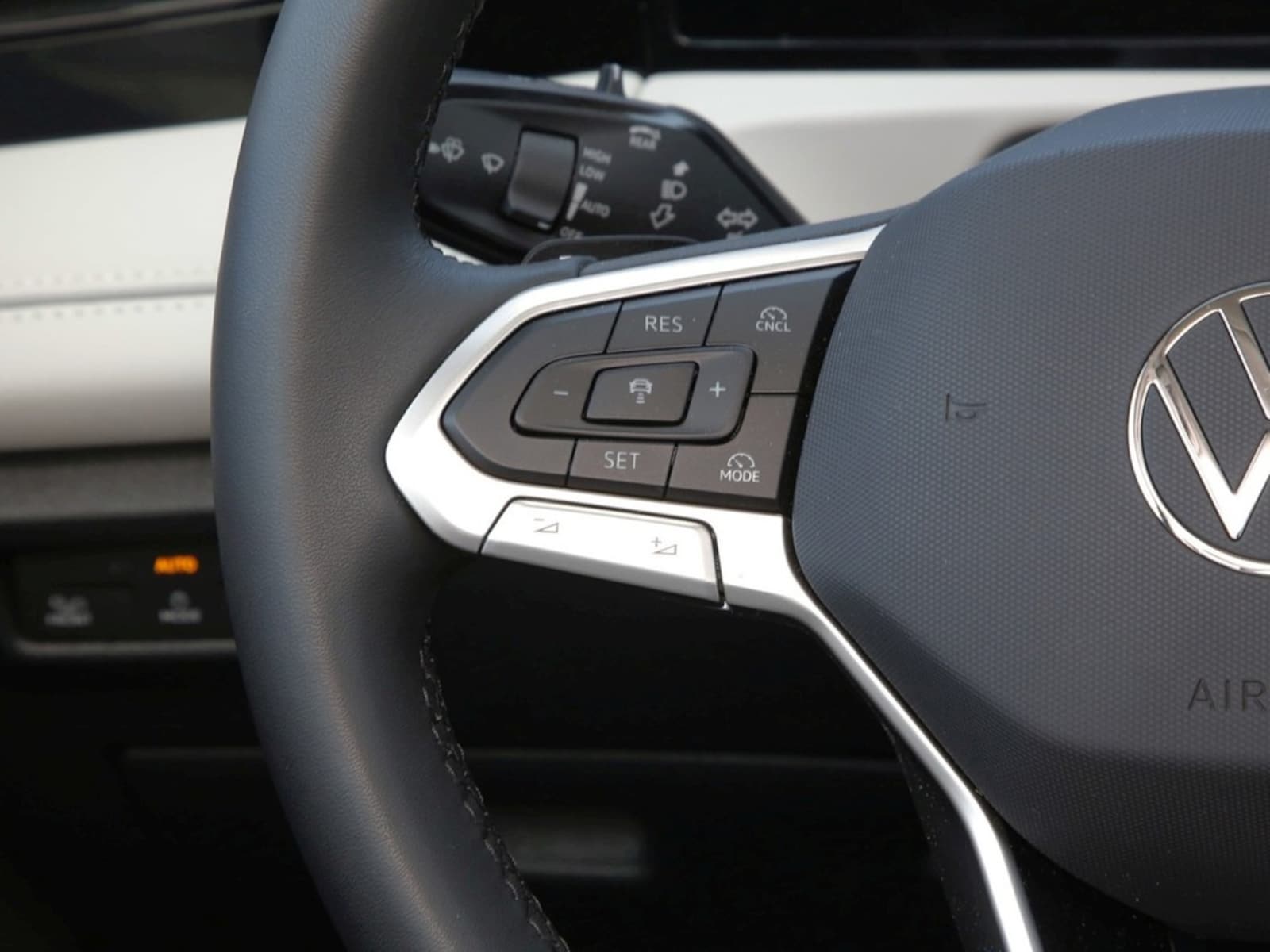 Volkswagen Tiguan – Bild 18