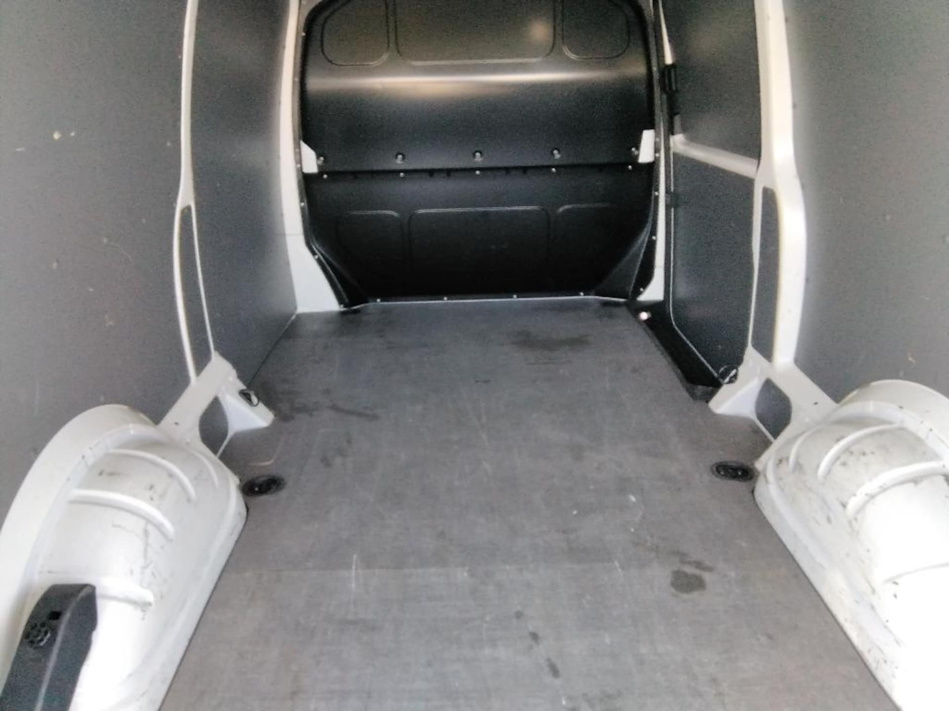 Volkswagen T6.1 Transporter Kasten langer Radstand