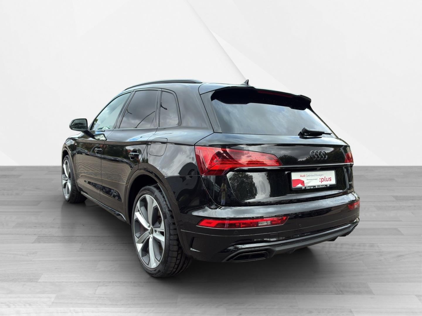 Bild über Audi Q5 TFSI e S line business 55 TFSI e quattro S tronic - für weitere Informationen kontaktieren Sie den Audi Partner